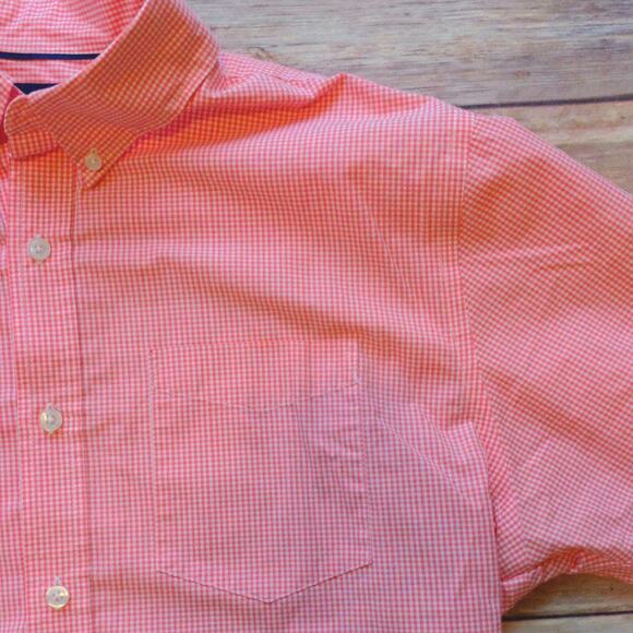 Croft & Barrow Short-Sleeve Button-Down Collared Shirt in Plaid - Medium - Picture 2 of 4